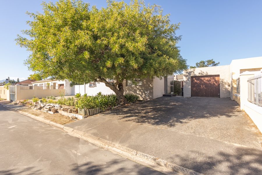3 Bedroom Property for Sale in Northpine Western Cape